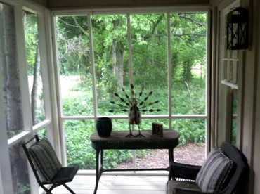 Charming and Romantic Cottage for Couples with a Private Pool on the Mississippi Delta, Mississippi - Shaw, Mississippi - glamping.directory