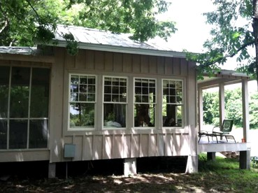 Charming and Romantic Cottage for Couples with a Private Pool on the Mississippi Delta, Mississippi - Shaw, Mississippi - glamping.directory
