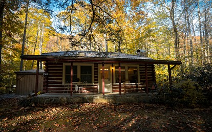 Cozy Rustic Cabin Nestled in the Scenic Reems Creek Valley for a Peaceful Mountain Escape Surrounded by Nature near the Pisgah National Forest in NC - Weaverville, North Carolina - glamping.directory