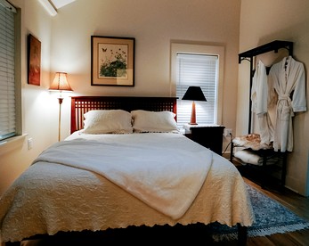 Cozy Rustic Cabin Nestled in the Scenic Reems Creek Valley for a Peaceful Mountain Escape Surrounded by Nature near the Pisgah National Forest in NC - Weaverville, North Carolina - glamping.directory