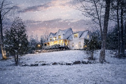 Incredible Rental with Game Room, Spa and Luxurious Amenities in New Hampshire - Bartlett, New Hampshire - glamping.directory