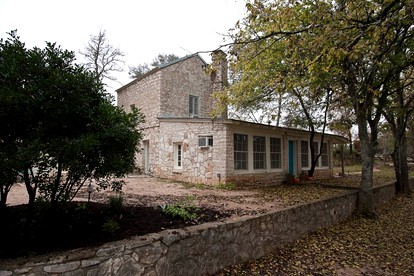Lovely and Quiet Bed and Breakfast Cottage near Dripping Springs, Texas - glamping.directory