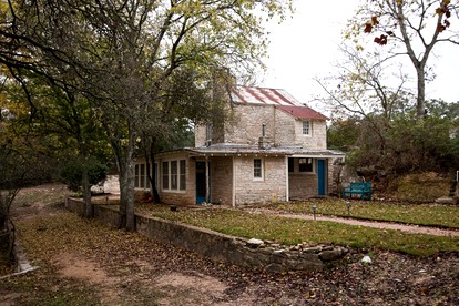 Lovely and Quiet Bed and Breakfast Cottage near Dripping Springs, Texas - Dripping Springs, Texas - glamping.directory
