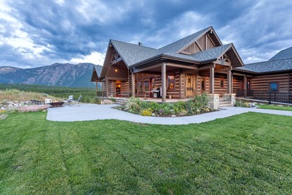 Amazing Log Cabin Rental with Pool Table in the Mountains in West Glacier, Montana - glamping.directory