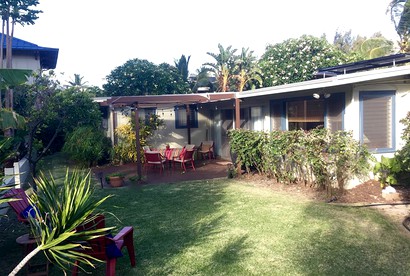 Charming Vacation Rental Surrounded by Palm Trees Just Steps from the Beach on Island of Maui, Hawaii - glamping.directory