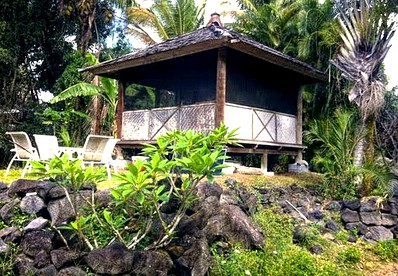 Oceanfront Getaway with Private Beach Access in Pahoa, Hawaii - glamping.directory