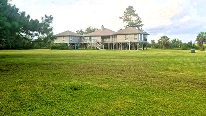Waterfront Vacation Rental with a Hot Tub and Dock on Edisto Island, South Carolina - Edisto Island, South Carolina - glamping.directory