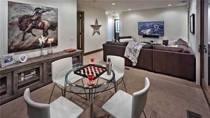 Elegant Vacation Rental by the Trailhead Lodge in Steamboat Springs, Colorado - Steamboat Springs, Colorado - glamping.directory