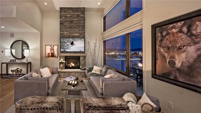 Elegant Vacation Rental by the Trailhead Lodge in Steamboat Springs, Colorado - Steamboat Springs, Colorado - glamping.directory