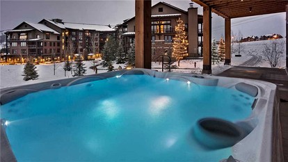 Elegant Vacation Rental by the Trailhead Lodge in Steamboat Springs, Colorado - Steamboat Springs, Colorado - glamping.directory