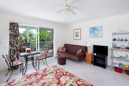 Enchanting Beach Vacation Rental with German-Speaking Hosts in Kailua Kona, Hawaii - Kailua-Kona, Hawaii - glamping.directory