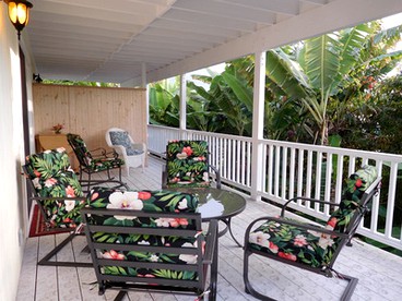 Enchanting Beach Vacation Rental with German-Speaking Hosts in Kailua Kona, Hawaii - Kailua-Kona, Hawaii - glamping.directory