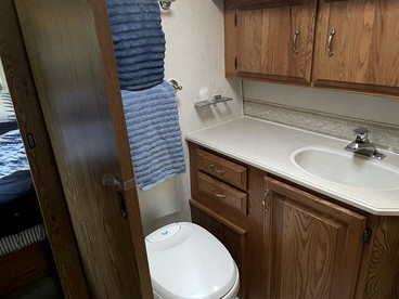 Airstream near Gorge and Edgefield Perfect for a Glamping Experience in Oregon - Portland, Oregon - glamping.directory