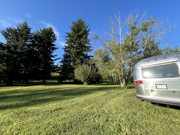 Airstream near Gorge and Edgefield Perfect for a Glamping Experience in Oregon - Portland, Oregon - glamping.directory
