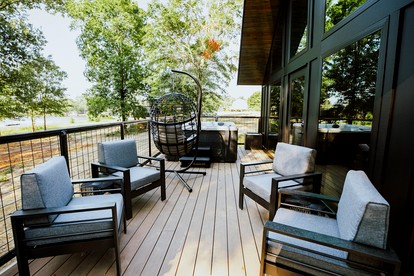 Cozy Modern Cabin with Deck and Hot Tub in Cedar Bluff, Alabama - Cedar Bluff, Alabama - glamping.directory