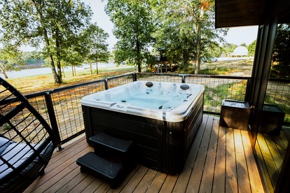 Cozy Modern Cabin with Deck and Hot Tub in Cedar Bluff, Alabama - Cedar Bluff, Alabama - glamping.directory