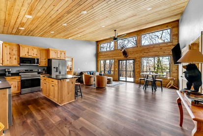 Tranquil Riverside Cabin with Expansive Trails near Elkins, Arkansas - Fayetteville, Arkansas - glamping.directory