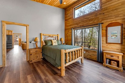 Tranquil Riverside Cabin with Expansive Trails near Elkins, Arkansas - Fayetteville, Arkansas - glamping.directory
