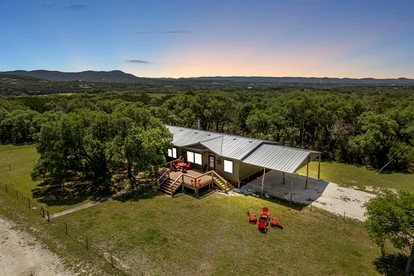 Serene Vacation Rental in the Heart of Texas Hill Country for a Peaceful Getaway in Pipe Creek, Texas - glamping.directory