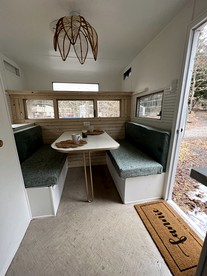 Vintage Camper for Catskills Glamping near New York City - Livingston Manor, New York - glamping.directory
