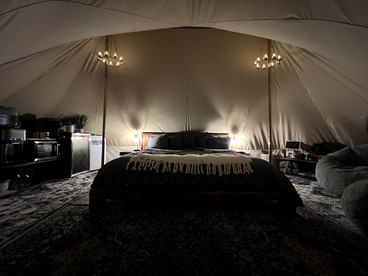 Romantic Luxury Glamping Tent with Riverfront Views near Sandpoint, Idaho - Sandpoint, Idaho - glamping.directory