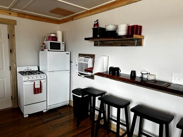 Secluded Cabin with Stunning Desert Views in Monticello, Utah - Monticello, Utah - glamping.directory