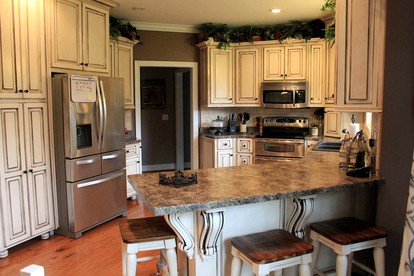 Spacious Cottage Rental with Saltwater Swimming Pool near Arab, Alabama - Union Grove, Alabama - glamping.directory