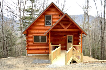 Luxury Log Cabin with Mountain and Forest Views near Asheville, North Carolina - glamping.directory