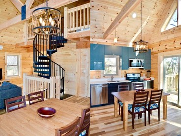 Luxury Log Cabin with Mountain and Forest Views near Asheville, North Carolina - Fletcher, North Carolina - glamping.directory