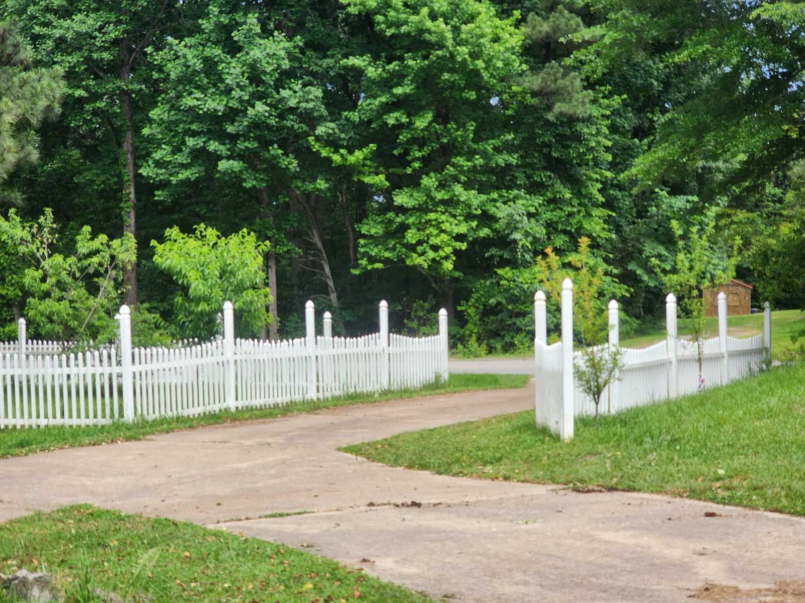 Sunset Hill Farm - Parrish, Alabama - glamping.directory