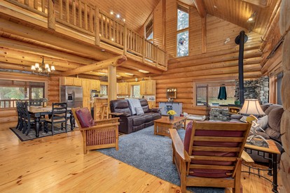 Classic Cabin Charm: Your True Log Cabin Living Escape to Lake Wenatchee - Leavenworth, Washington - glamping.directory