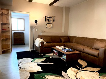 Stunning Cabin with Indoor Jacuzzi Ideal for a Weekend Getaway from Los Angeles - Pine Mountain Club, California - glamping.directory