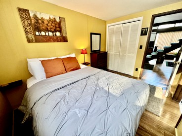 Unbelievable Cabin with Amazing Sights and Fire Pit in Winhall, Vermont - Winhall, Vermont - glamping.directory