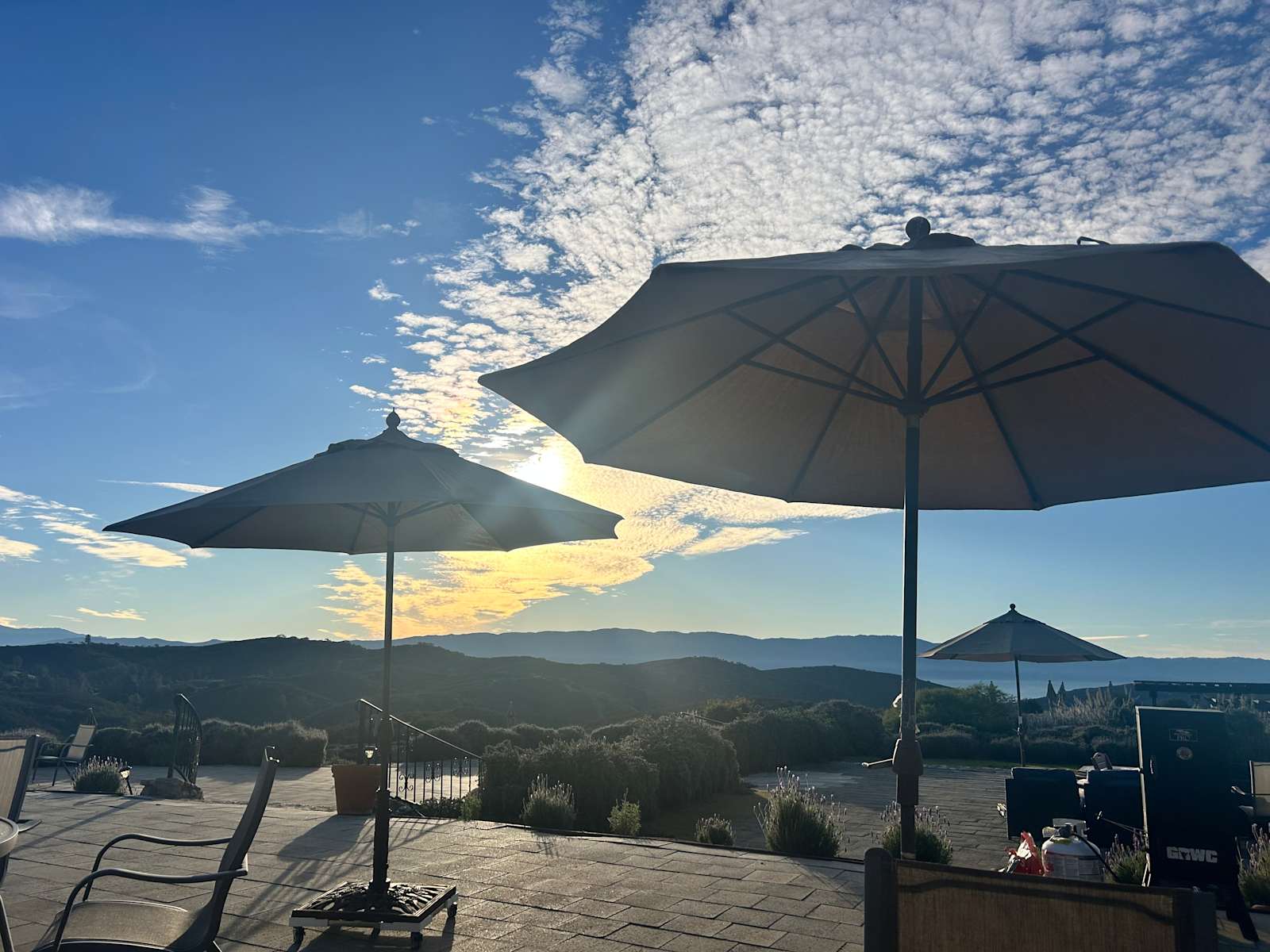 Two miles from Pinnacles Nat. Park - Soledad, California - glamping.directory