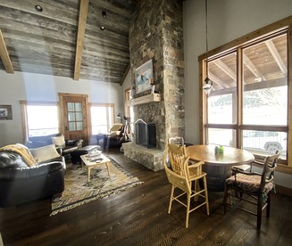 Charming Historic-Inspired Vacation Home with Mountain Views near Pony School House in Pony, Montana - Pony, Montana - glamping.directory