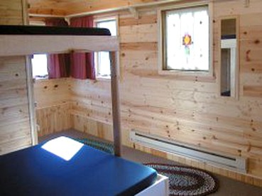 Traditional Log Cabin near Tamarac National Wildlife Refuge in Minnesota - Callaway, Minnesota - glamping.directory