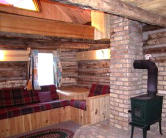 Traditional Log Cabin near Tamarac National Wildlife Refuge in Minnesota - Callaway, Minnesota - glamping.directory