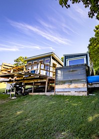 Tiny House with Gorgeous Views in New York, Perfect for Intimate Weekends Away - Preston Hollow, New York - glamping.directory