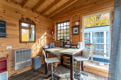 Tiny House with Gorgeous Views in New York, Perfect for Intimate Weekends Away - Preston Hollow, New York - glamping.directory