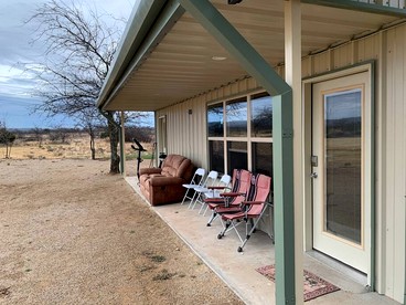 Jacksboro Glamping Destination with Sports Facilities in Texas - Graford, Texas - glamping.directory