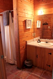 Cozy Texas Hill Country Vacation Rental near Austin - Marble Falls, Texas - glamping.directory