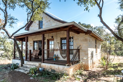 Lovely Cottage Retreat in Texas Hill Country with Cypress Creek Views near Hamilton Pool - glamping.directory