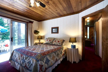 Secluded Cabin Surrounded By Pine Trees in Idyllwild, California - Idyllwild, California - glamping.directory