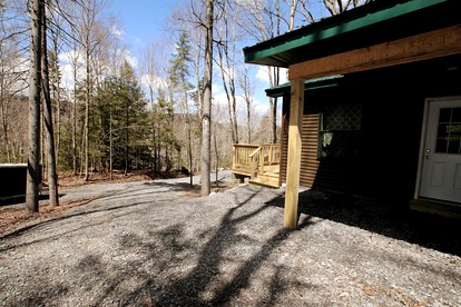 Tranquil Glamping Mountain Getaway: Beautiful Cabin by a Lake in the Adirondack Park in Eagle Bay, New York - Eagle Bay, New York - glamping.directory