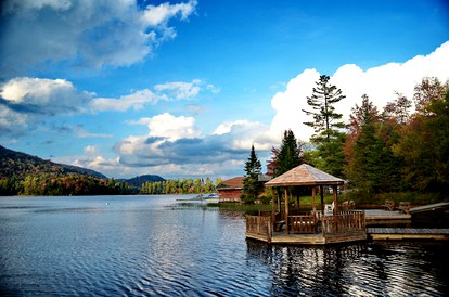 Tranquil Glamping Mountain Getaway: Beautiful Cabin by a Lake in the Adirondack Park in Eagle Bay, New York - glamping.directory