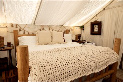 Luxury Safari Tent with Outdoor Clawfoot Tub and Firepit, Near Honey Grove, Texas - Honey Grove, Texas - glamping.directory