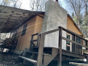 Radiant Cabin Sanctuary near Adirondack Mountains in New York - glamping.directory