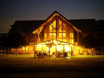Lovely Ranch Stay Accommodation near Lake Tawakoni in Texas - glamping.directory