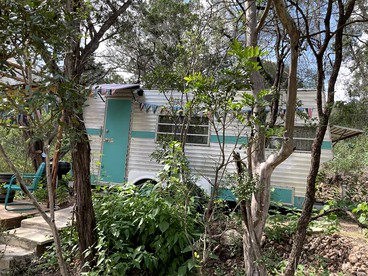 Marble Falls Retro Caravan Glamping: Your Vintage Getaway Awaits - Marble Falls, Texas - glamping.directory