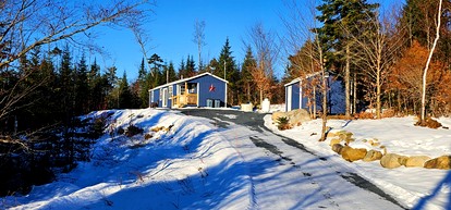 Super Private Cabin with Gorgeous Landscape in Maine - Greenville, Maine - glamping.directory